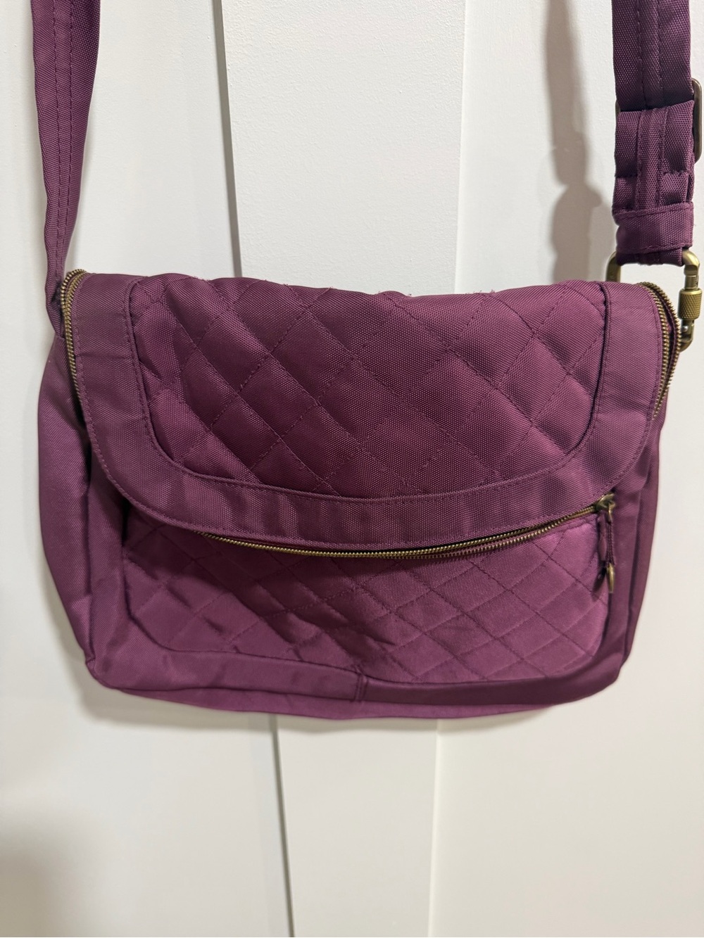 Travelon Quilted Plum Crossbody Bag